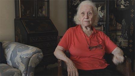 Hélène Zupnik a 15 ans en 1942 lorsqu’elle est arrêtée avec sa mère. Elles seront cachées par René Douce dans un local de service de la gare. Photo : Kuiv Productions 