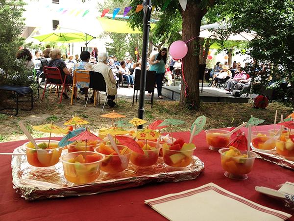 Fête de l'été 2013 à la résidence les Oliviers. Photo : Casim