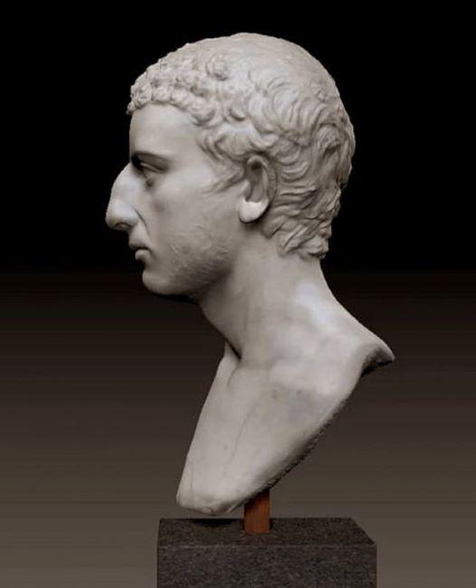 Buste sans inscription, datant du premier siècle, actuellement conservé à la Glyptothèque Ny Carlsberg (Danemark). Plusieurs savants ont identifié la personne représentée comme Flavius Josèphe.© DR