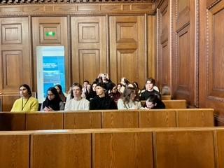 Des voiX d’un continent à l’autre : Paroles de femmes, des femmes debout - Lycée Mélinée & Missak Manouchian, Nice