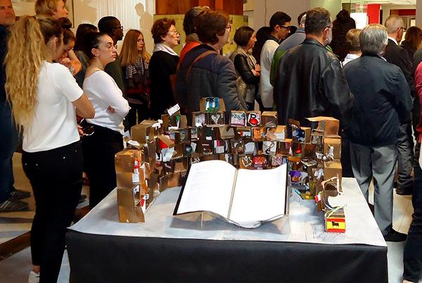 L'oeuvre&nbsp;réalisée en cours d'arts plastiques par les élèves de Troisième,&nbsp;exposée au Musée de la résistance de Montauban - Crédit : Gaël Saint-Georges,&nbsp;collège Théodore Despeyrous 