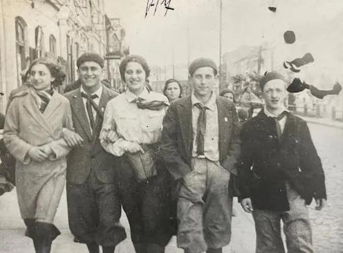 jeunes du tsukunft mouvement de jeunesse du bund varsovie 1932 